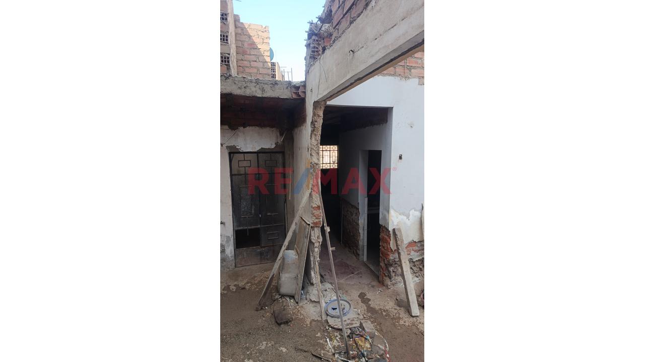 Casa Como Terreno En Venta - Puente Piedra — foto 3