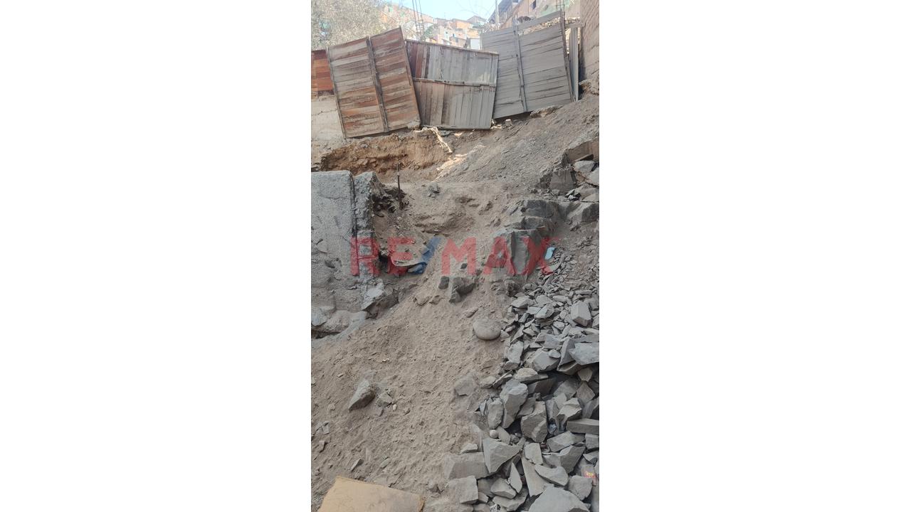 Casa Como Terreno En Venta - Puente Piedra — foto 4
