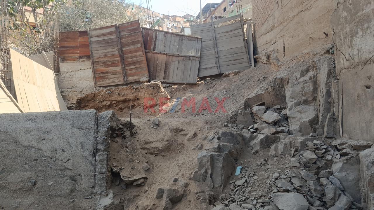 Casa Como Terreno En Venta - Puente Piedra — foto 9