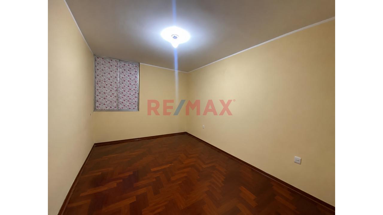 Venta De Duplex Con Cochera En Guardia Civil Chorrillos — foto 15