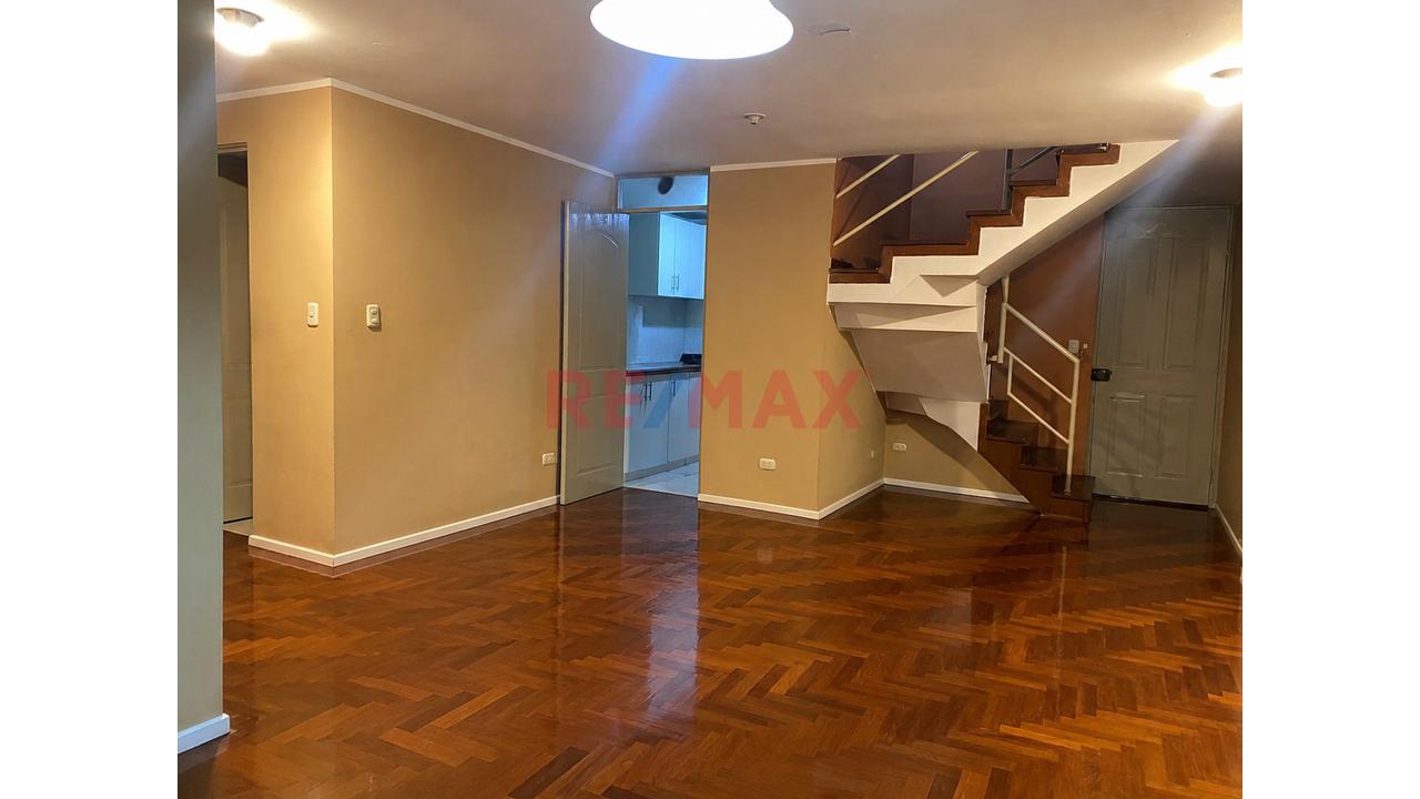 Venta De Duplex En Guardia Civil Chorrillos