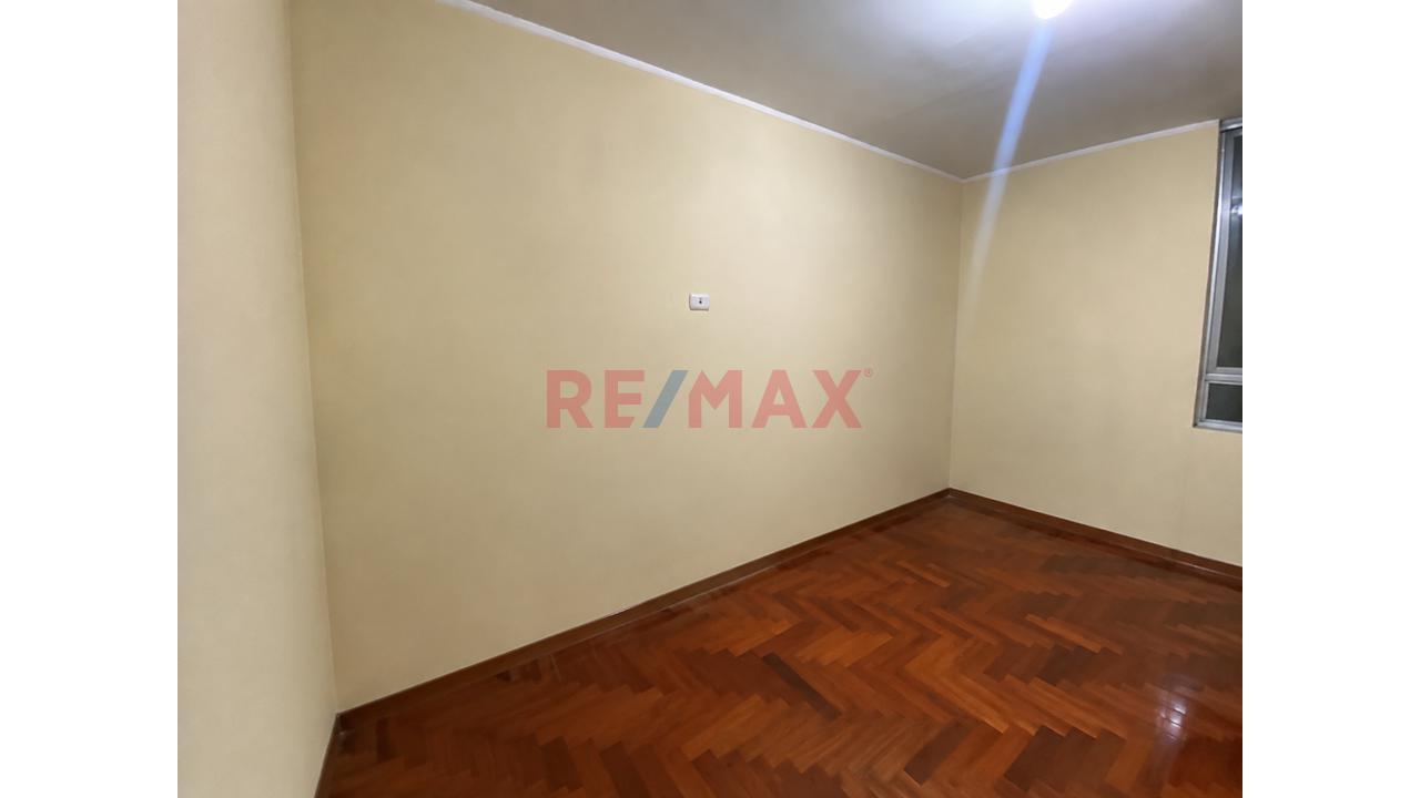Venta De Duplex Con Cochera En Guardia Civil Chorrillos — foto 10