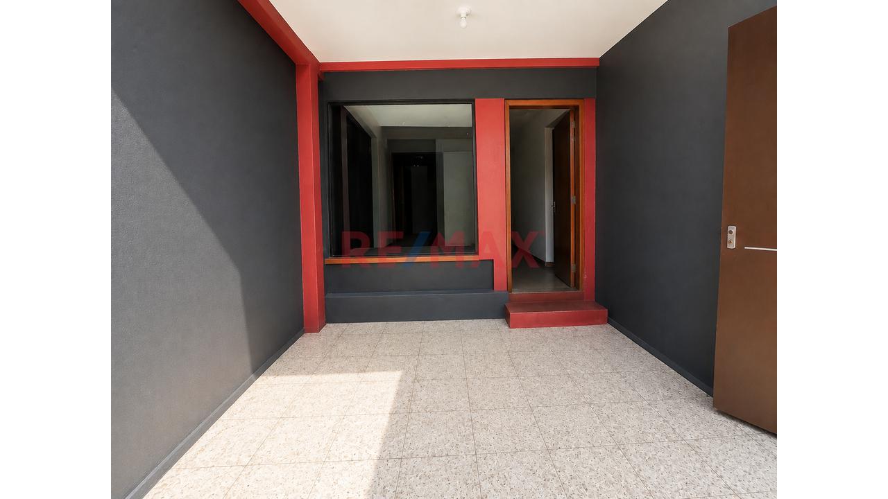 Alquilo Local Comercial Los Olivos - 7