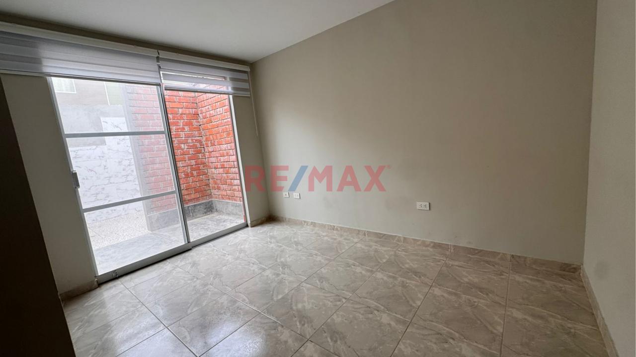 Ocasion Venta De Casa En Urb. Sol De Pimentel Ii - 90M2- Cerca A Universidades - 4