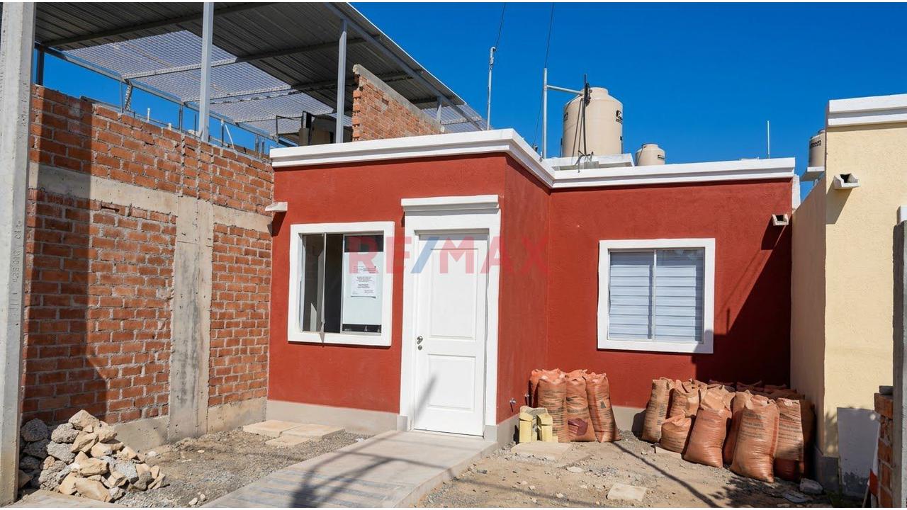 Ocasion Venta De Casa En Urb. Sol De Pimentel Ii - 90M2- Cerca A Universidades - 1