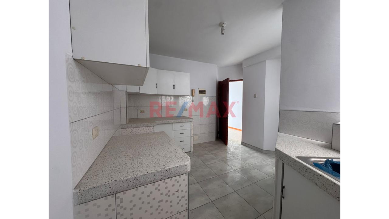 Estrena Departamento En Puerto Eten - 103.166M2 - 2Do Piso - Cerca Al Mar😍 - 3