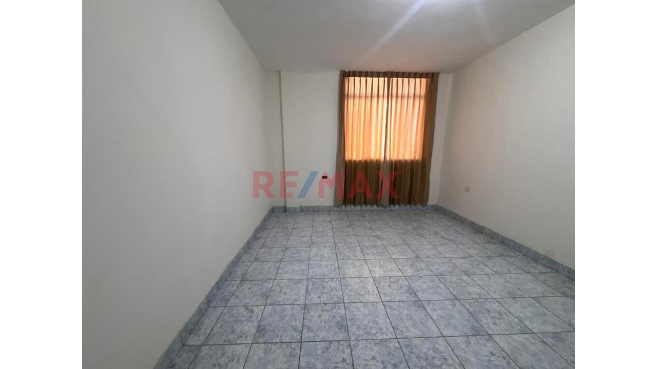 🏡 Casa En Esquina | 5 Habitaciones | Ideal Familia O Empresa 🔥 — foto 5