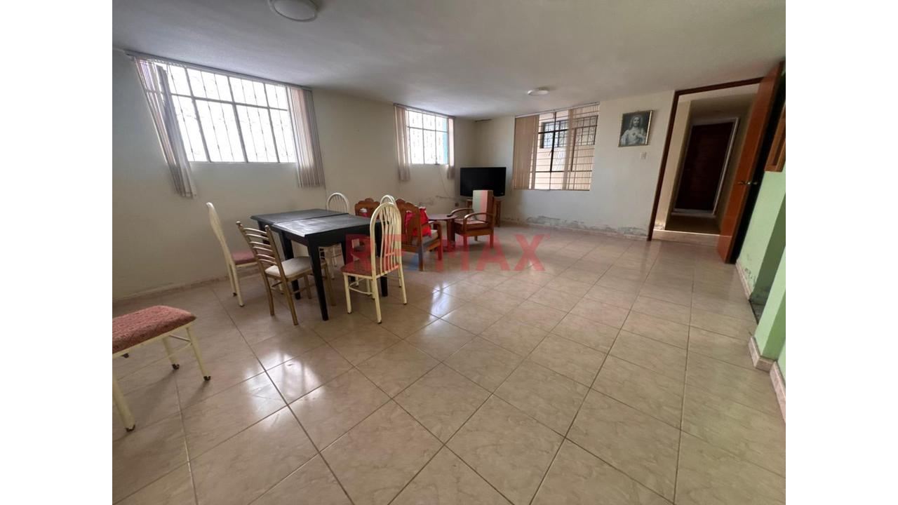 🏡 Casa En Esquina | 5 Habitaciones | Ideal Familia O Empresa 🔥 — foto 8