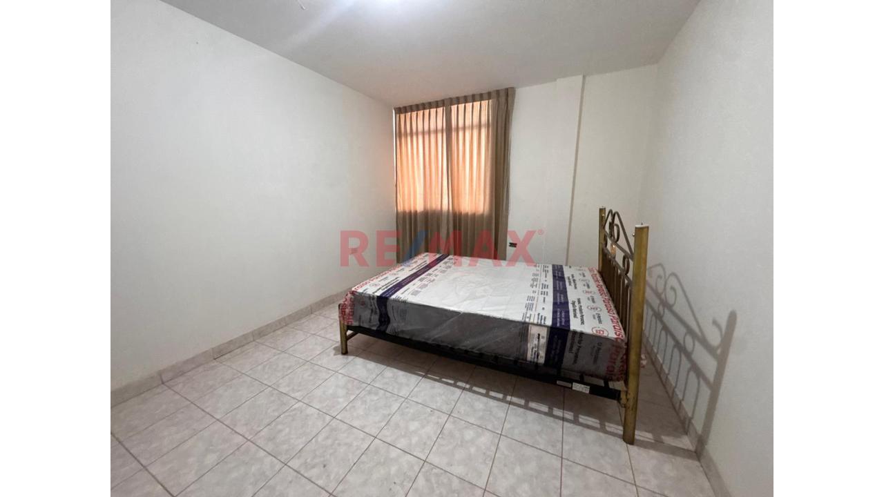 🏡 Casa En Esquina | 5 Habitaciones | Ideal Familia O Empresa 🔥 — foto 4