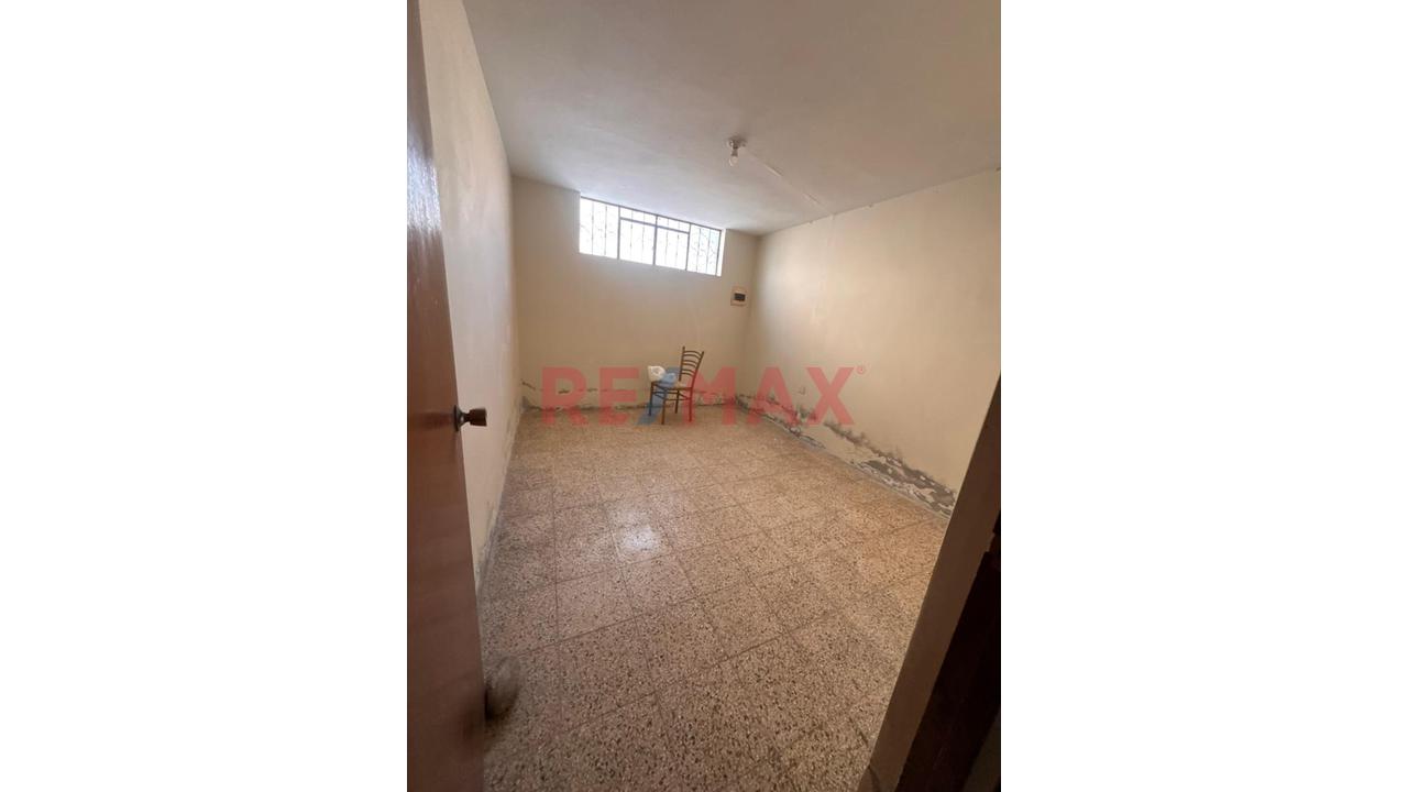 🏡 Casa En Esquina | 5 Habitaciones | Ideal Familia O Empresa 🔥 — foto 7