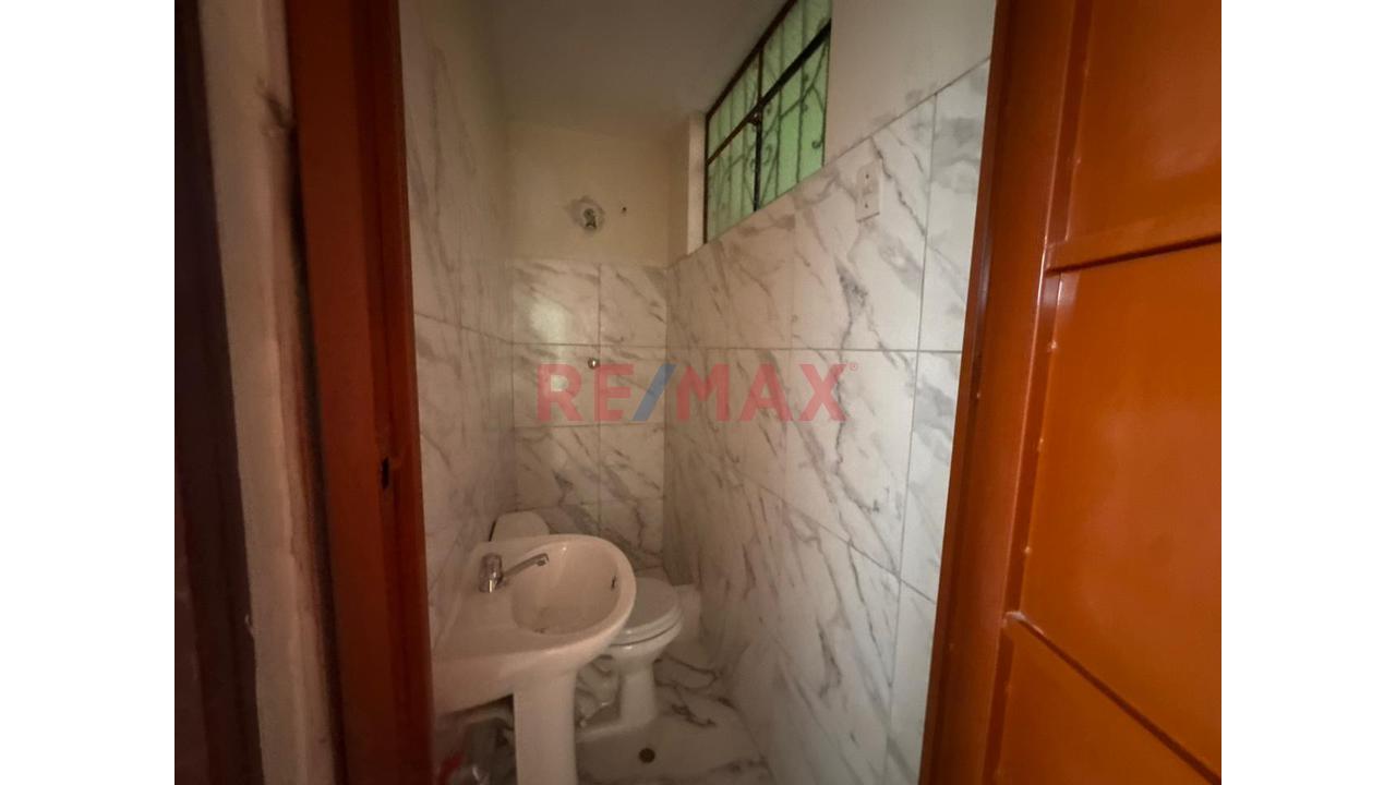 🏡 Casa En Esquina | 5 Habitaciones | Ideal Familia O Empresa 🔥 — foto 6
