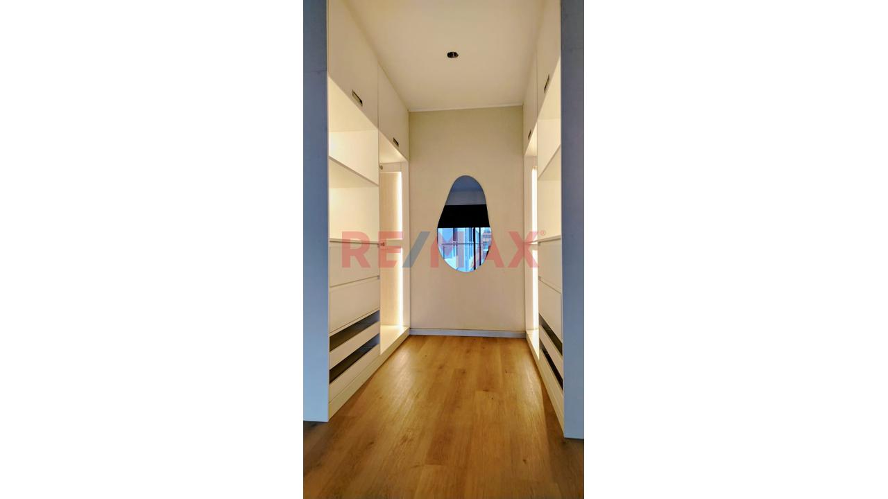 Alquiler De Exclusivo Departamento En Torre Luxury Towers, Challapampa U — foto 8