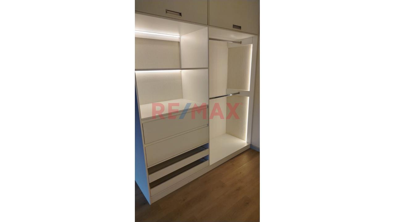 Alquiler De Exclusivo Departamento En Torre Luxury Towers, Challapampa U — foto 2