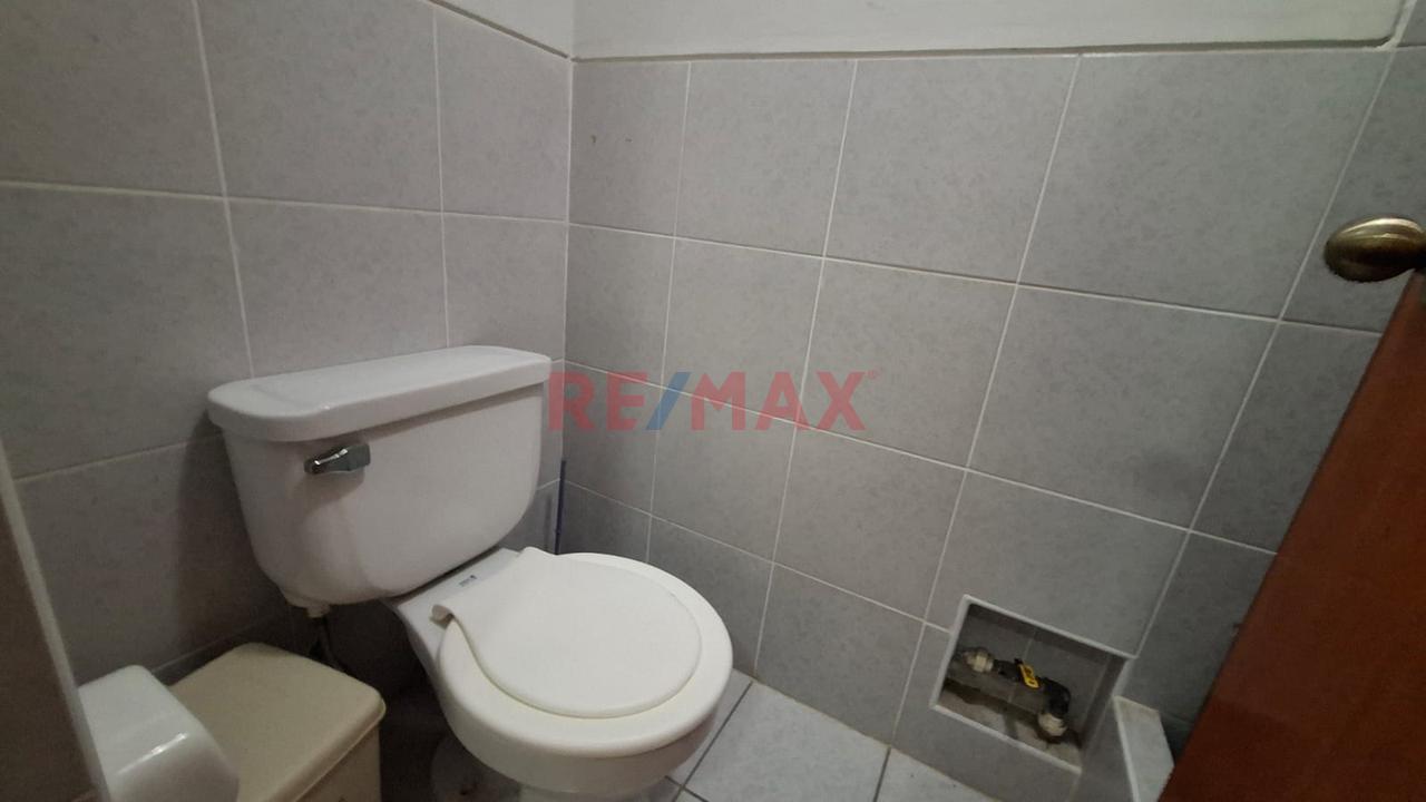 Departamento Amoblado En Alquiler En Segundo Piso En Jirón Torres Paz 300 - Cercado Pimentel - 9