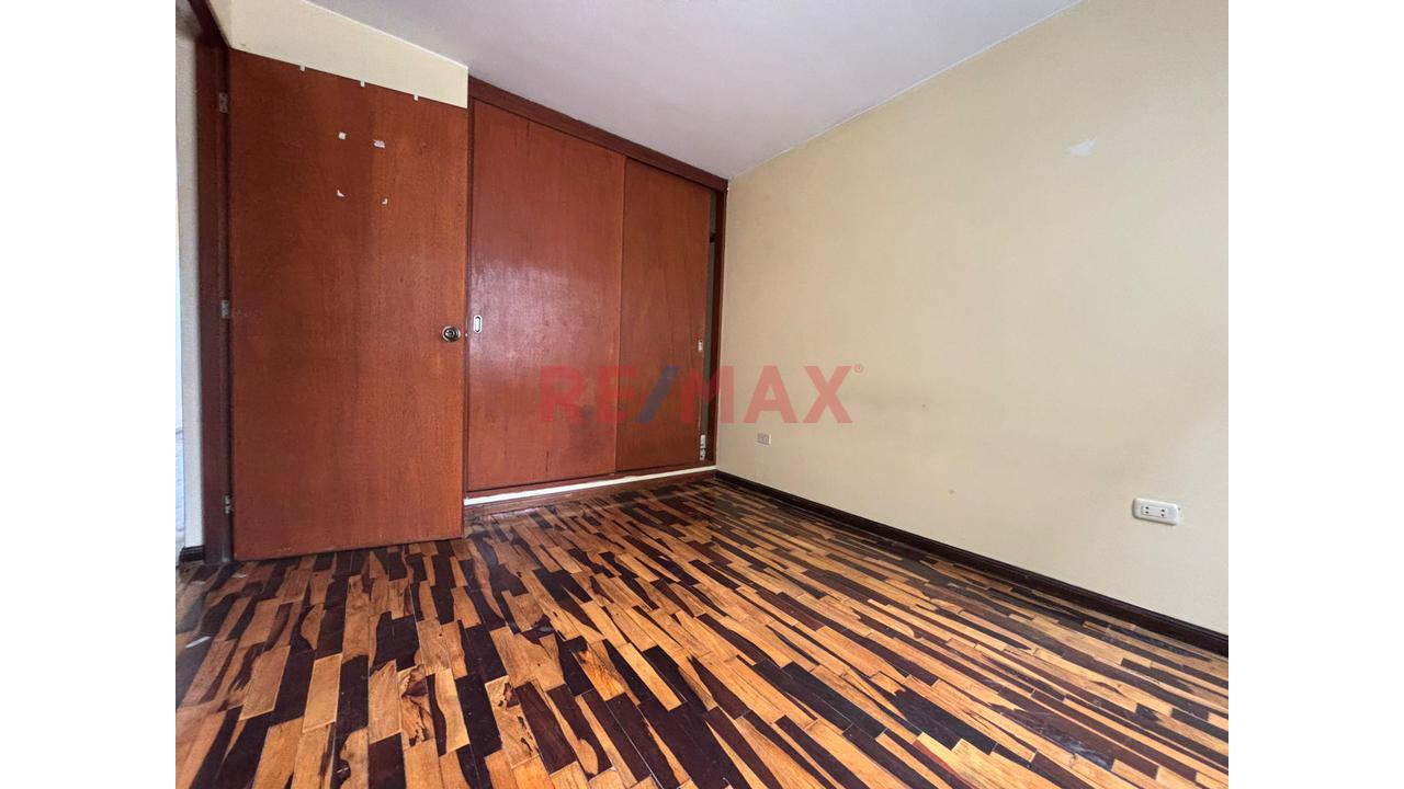 Departamento En Surco Muy Bien Ubicado De 3 Dormitorios Mas Cochera Y Aires — foto 7