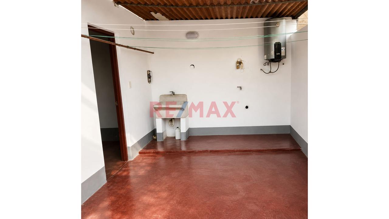 Departamento En Surco Muy Bien Ubicado De 3 Dormitorios Mas Cochera Y Aires — foto 12