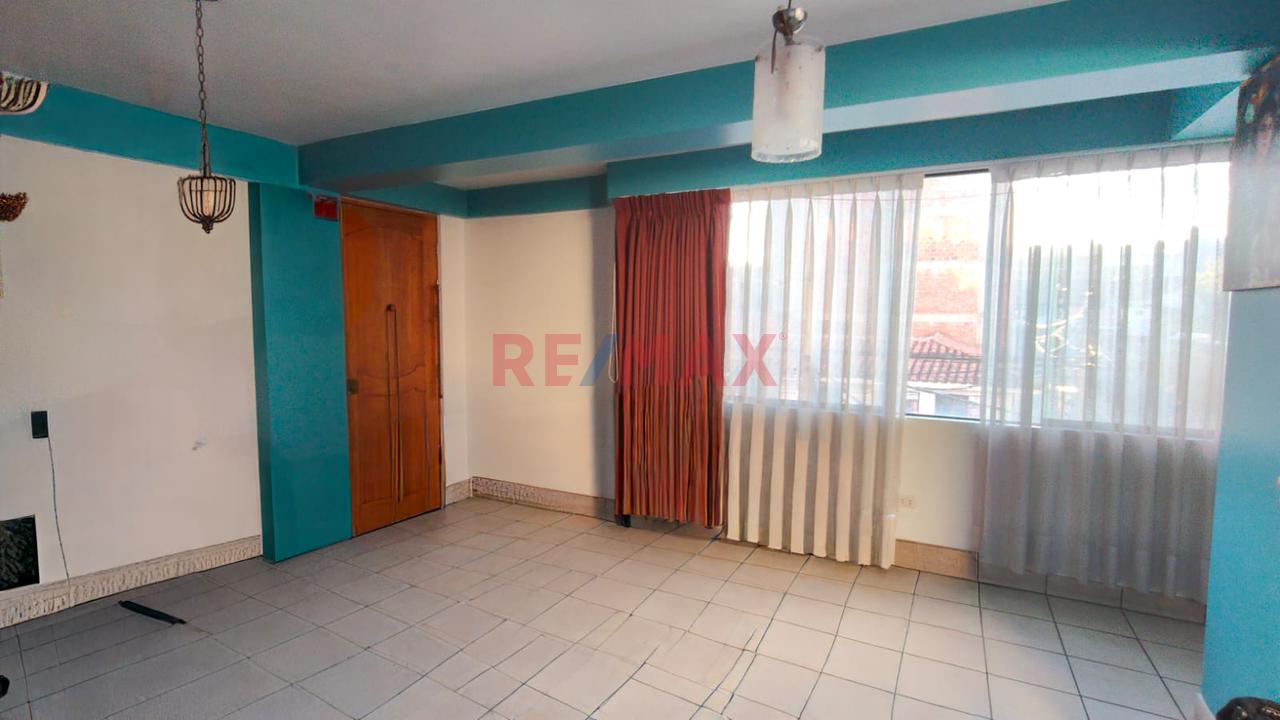 🏡 Departamento  En Venta – Urb. Manuel Prado, Cusco - 3