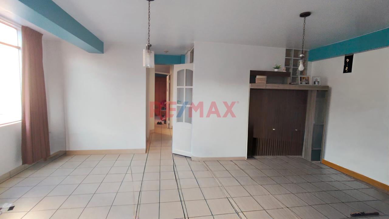 🏡 Departamento  En Venta – Urb. Manuel Prado, Cusco - 10