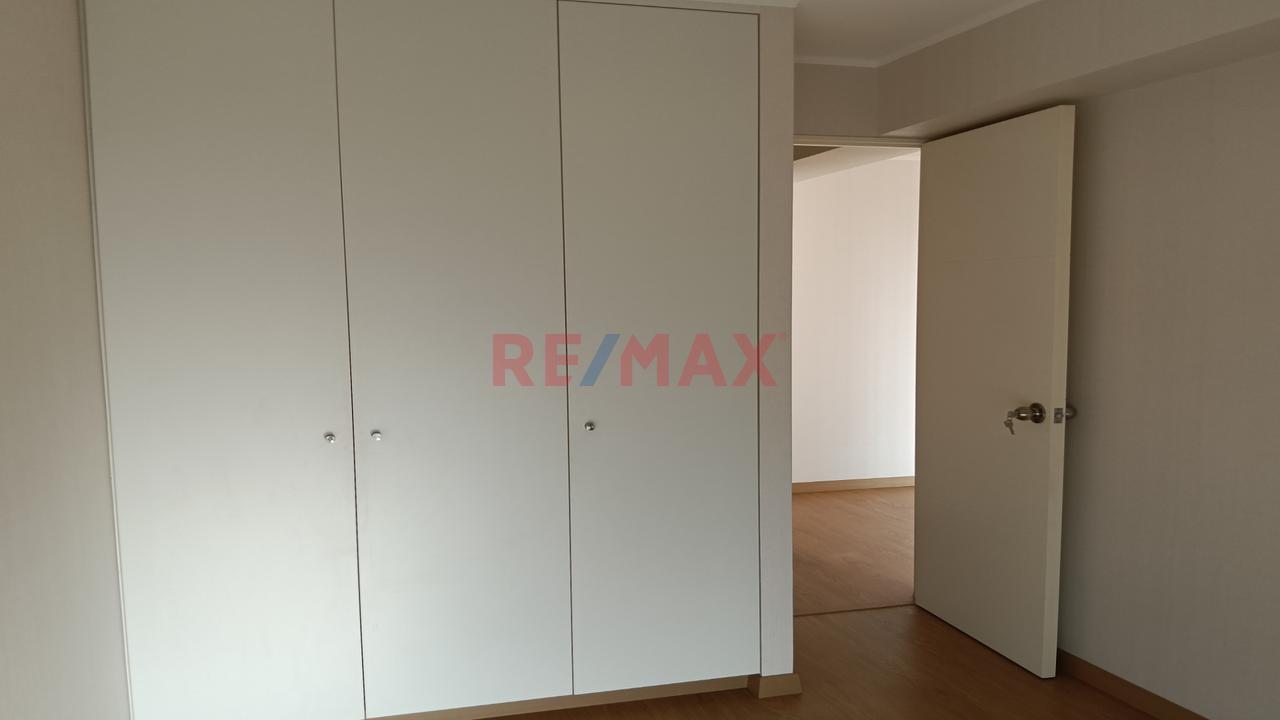 Alquiler De Moderno Departamento Con Excelente Ubicacion - Jesus Maria — foto 10