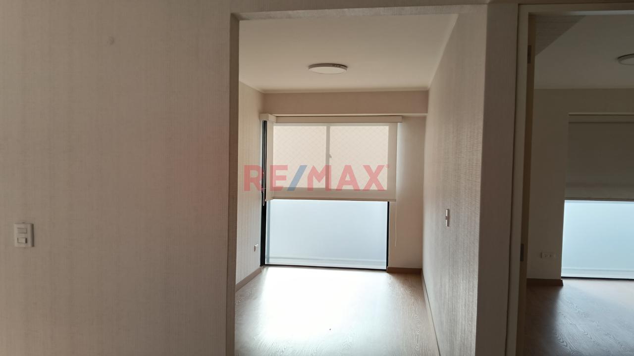 Alquiler De Moderno Departamento Con Excelente Ubicacion - Jesus Maria — foto 4