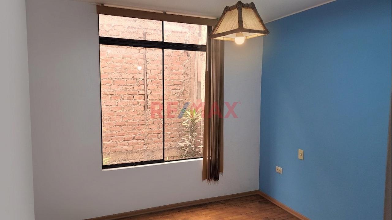 Venta Casa En Los Olivos 217M2 - 14