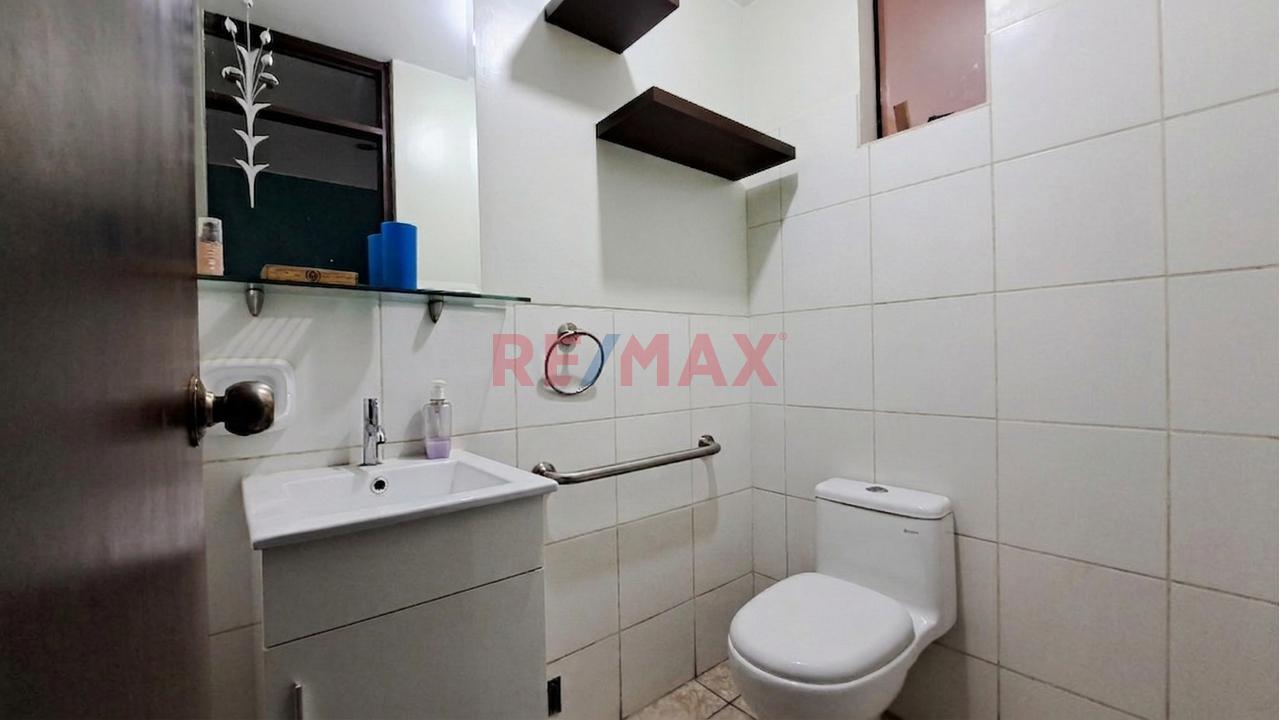 Venta Casa En Los Olivos 217M2 - 7