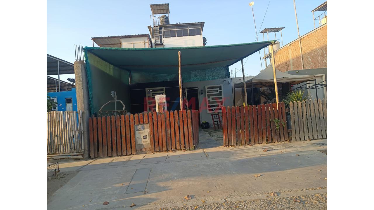 Venta De Casa En Urb La Planicie Ii Etapa I Mz A2 Lote 56 Frente Al Parque - 12