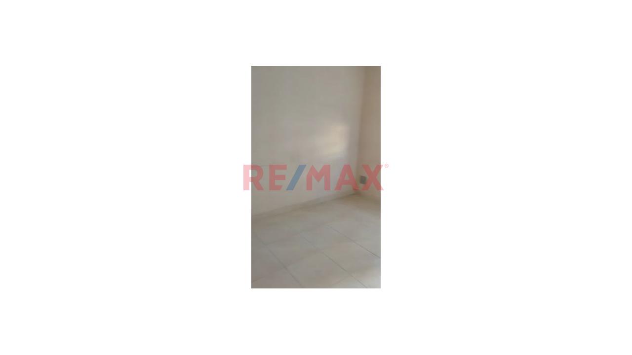 Venta De Casa En Urb La Planicie Ii Etapa I Mz A2 Lote 56 Frente Al Parque - 8