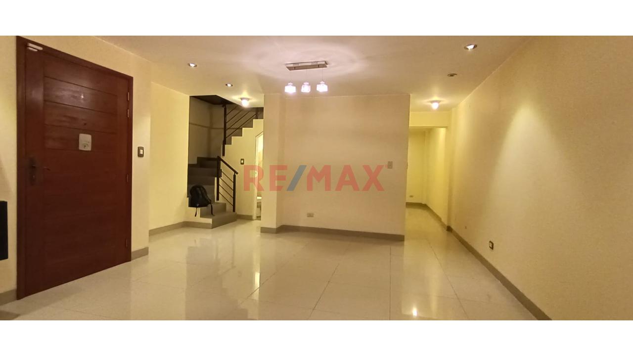 Venta De Departamento Duplex En San Borja Con 2 Cocheras A 3 Cuadras De La Estacion Del Tren San Borja Sur - 5
