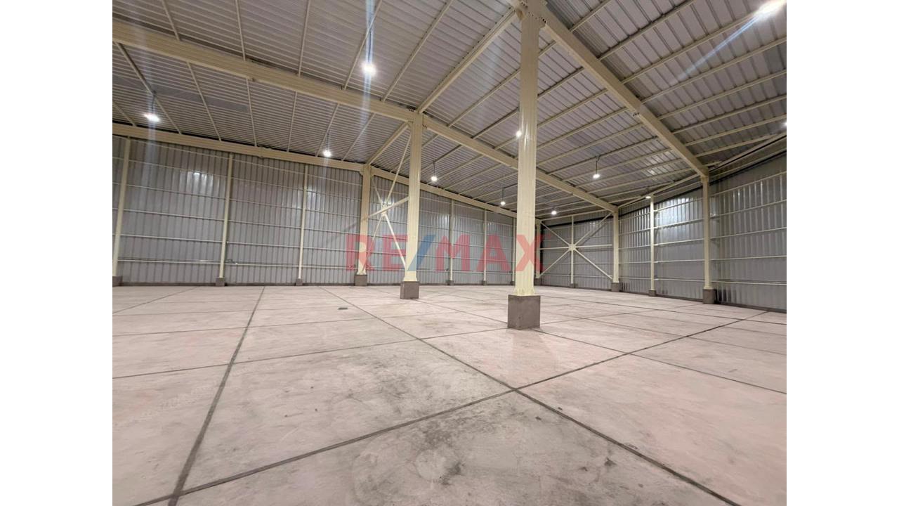 🏭 Nave Industrial En Alquiler – Ubicación Estratégica Cerro Colorado - 6