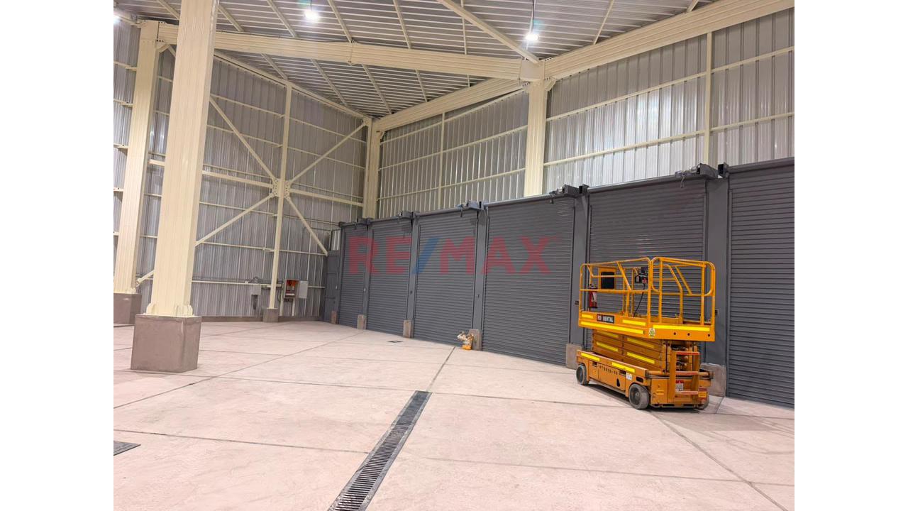 🏭 Nave Industrial En Alquiler – Ubicación Estratégica Cerro Colorado - 2