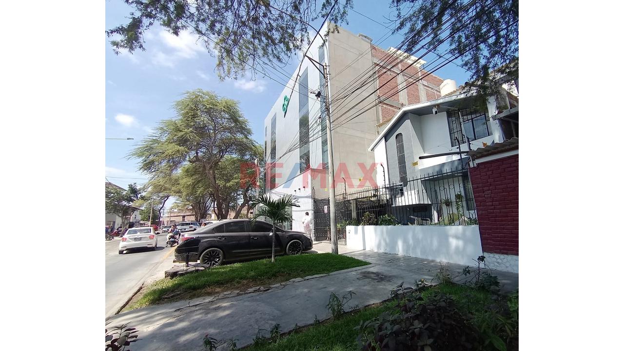 Casa En Venta En Avenida Principal – Urb. El Chipe, Piura - 3