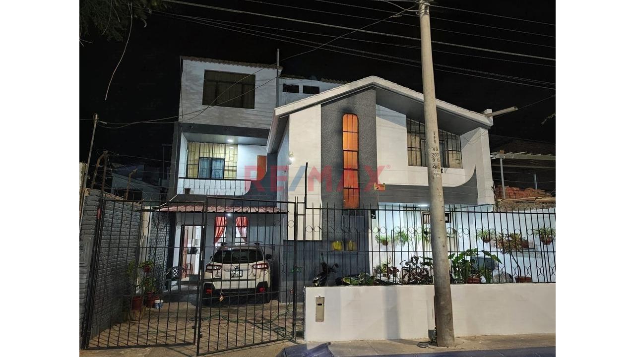 Casa En Venta En Avenida Principal – Urb. El Chipe, Piura - 6