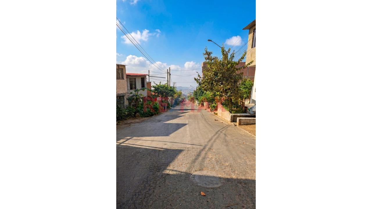 Se Vende Casa Como Terreno 120M2 En Lomas De Zapallal - Puente Piedra — foto 2