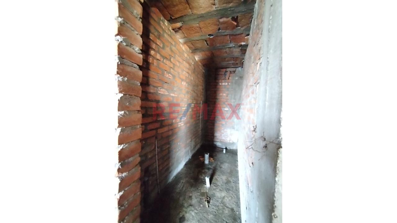 Se Vende Casa De Ciudad Municipal En Casco Rojo — foto 3