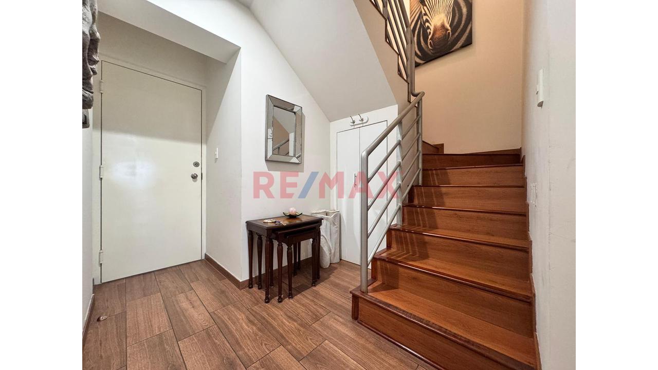 Dúplex Exclusivo En Miraflores — ¡Oportunidad! ✈️🏡 — foto 8