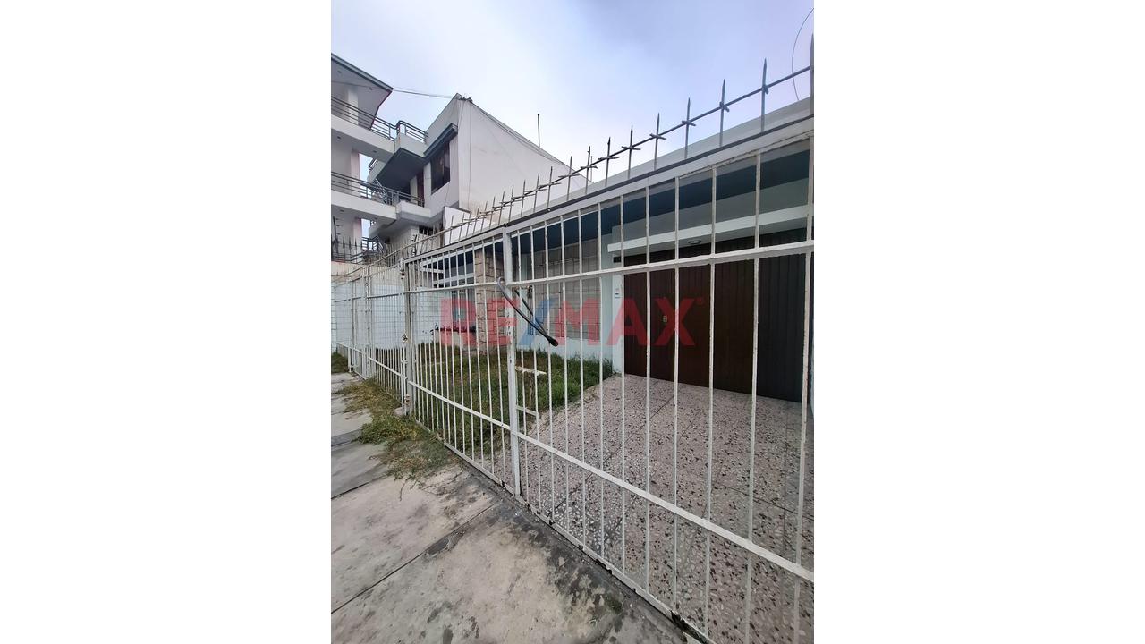 Venta Casa Como Terreno En Pueblo Libre - 10