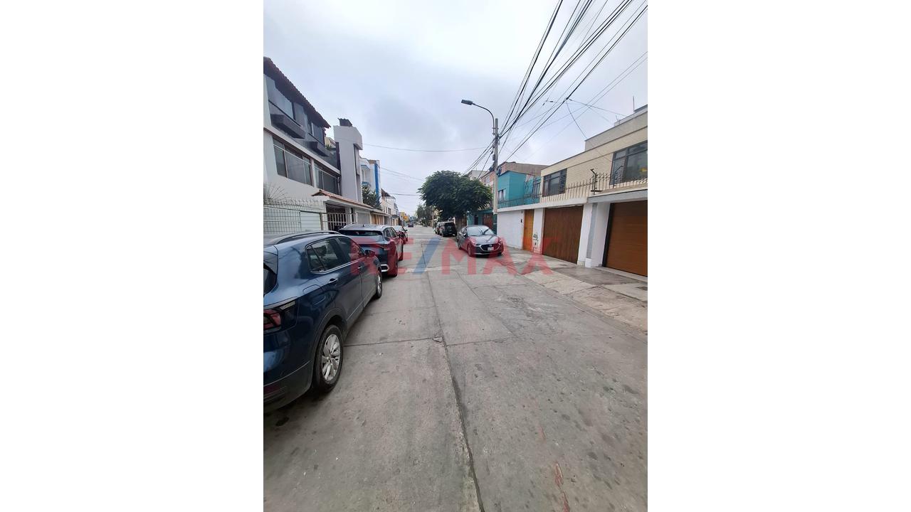 Venta Casa Como Terreno En Pueblo Libre - 4