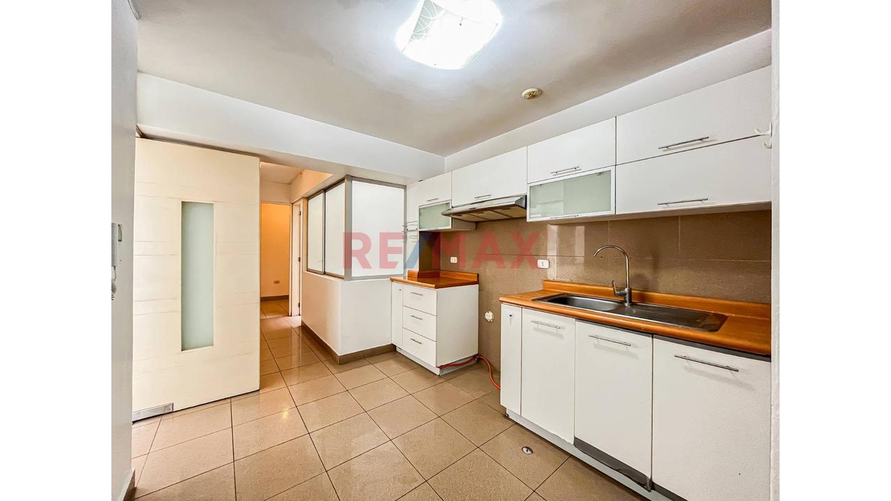 Alquiler De Departamento En San Borja - 140M2 Mas 2 Estacionamentos — foto 4