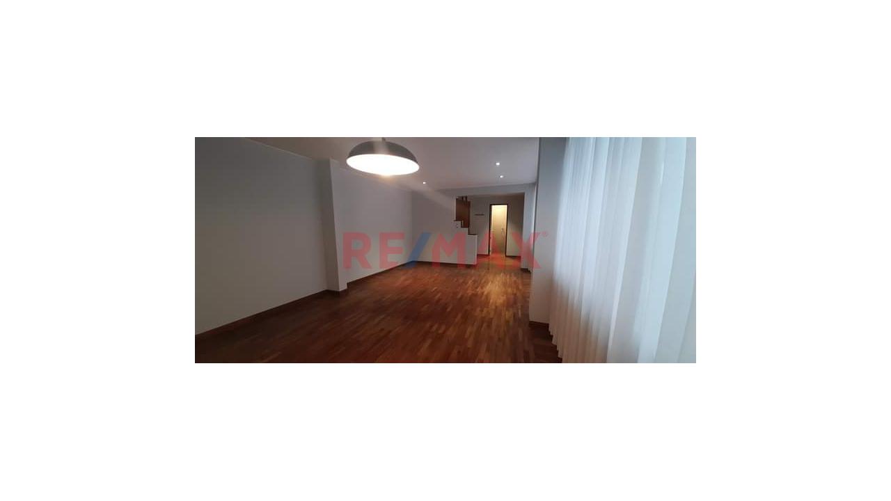 Venta Departamento En  Valle Hermoso Frente A Parque  Cerca Al Colegio Inmaculada — foto 3