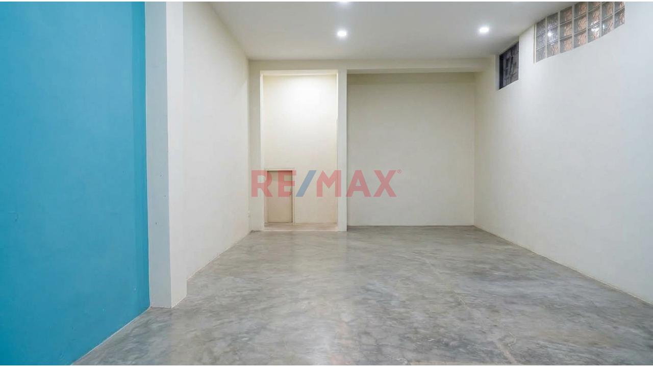 Se Alquila Local - 44M2 En Calle De 27 De Enero - Jose Leonardo Ortiz - 3