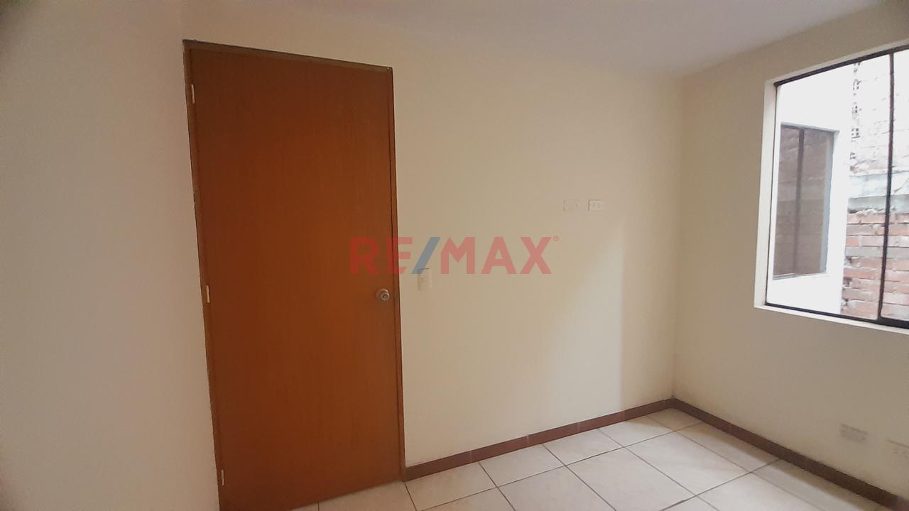 Bonito Departamento En Venta Ate - Urb. Alameda De La Rivera - 5