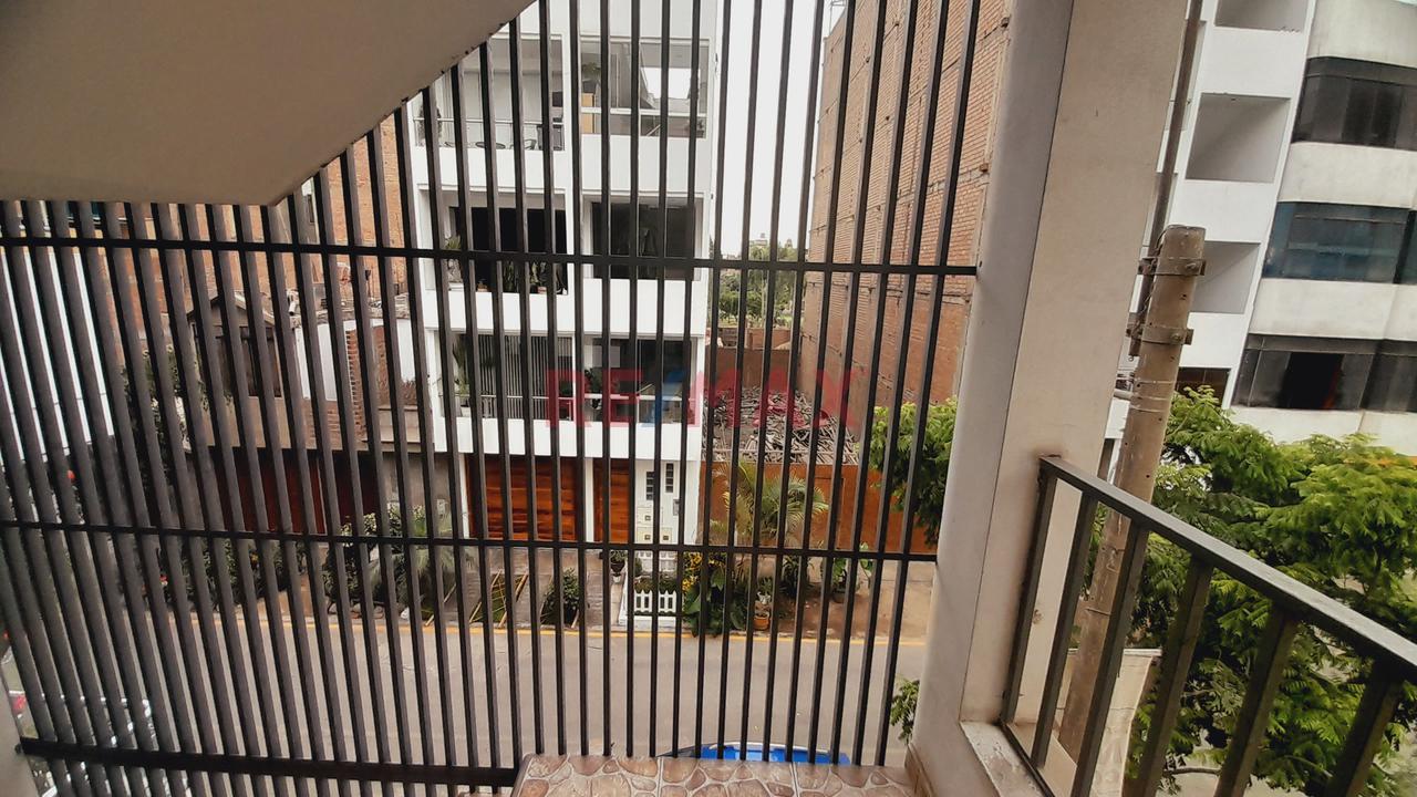 Bonito Departamento En Venta Ate - Urb. Alameda De La Rivera - 11