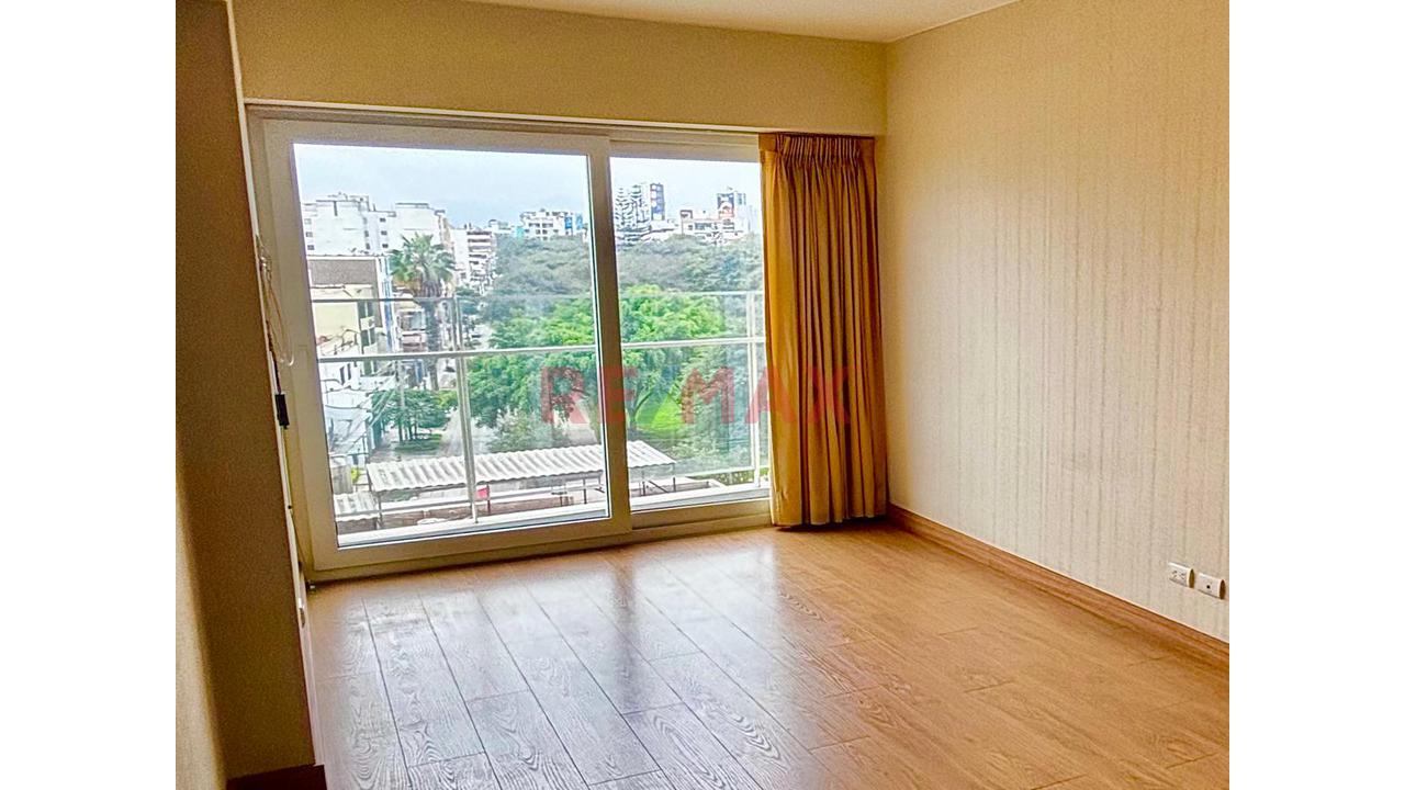 ✦ Santa Catalina | Cerca Al Centro Financiero De San Isidro | 3 Dormitorios + Balcones + Cochera — foto 2