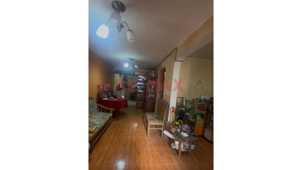 Venta Casa En Avenida Cesar Canevaro San Juan De Miraflores