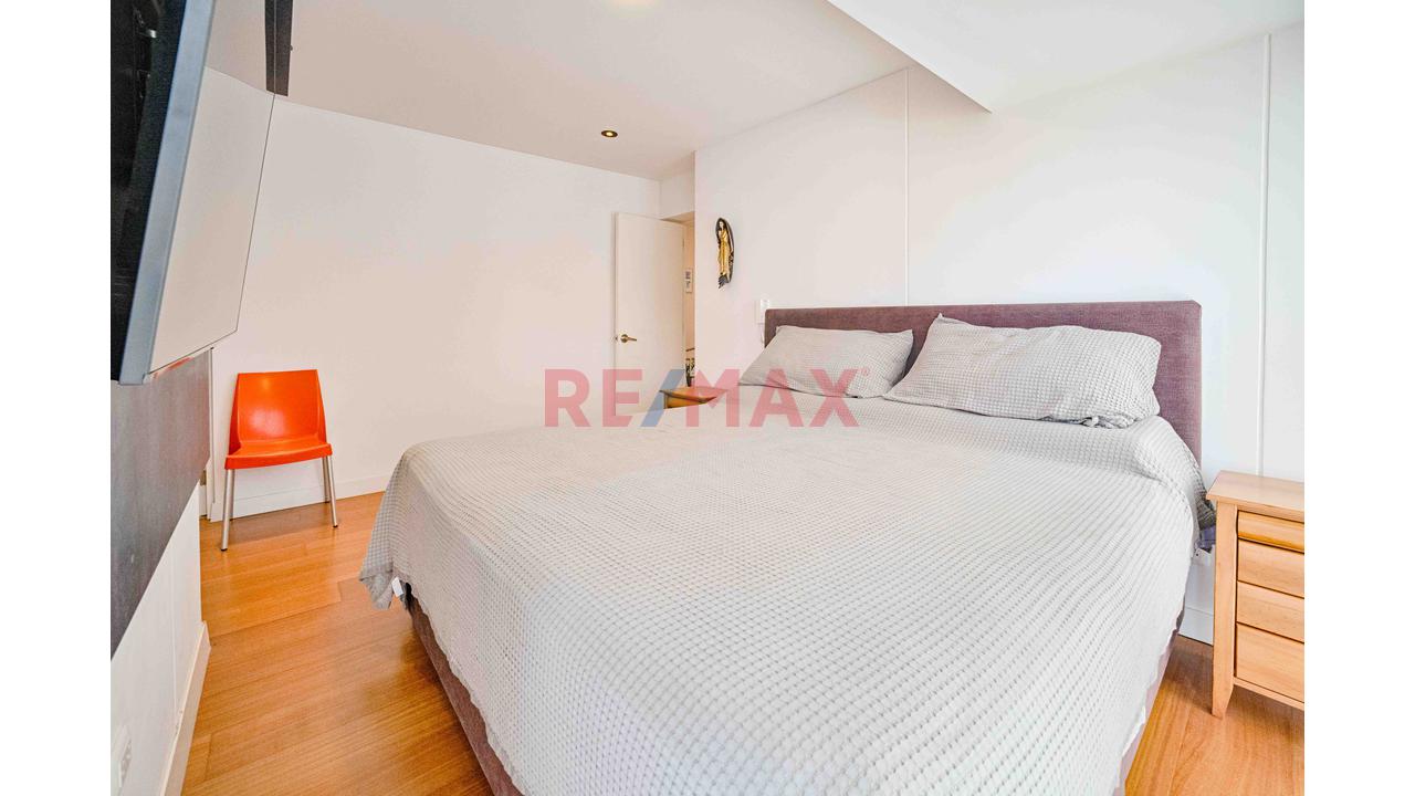Hermoso Departamento Mas Cochera En Av. General Cordova - Miraflores — foto 10