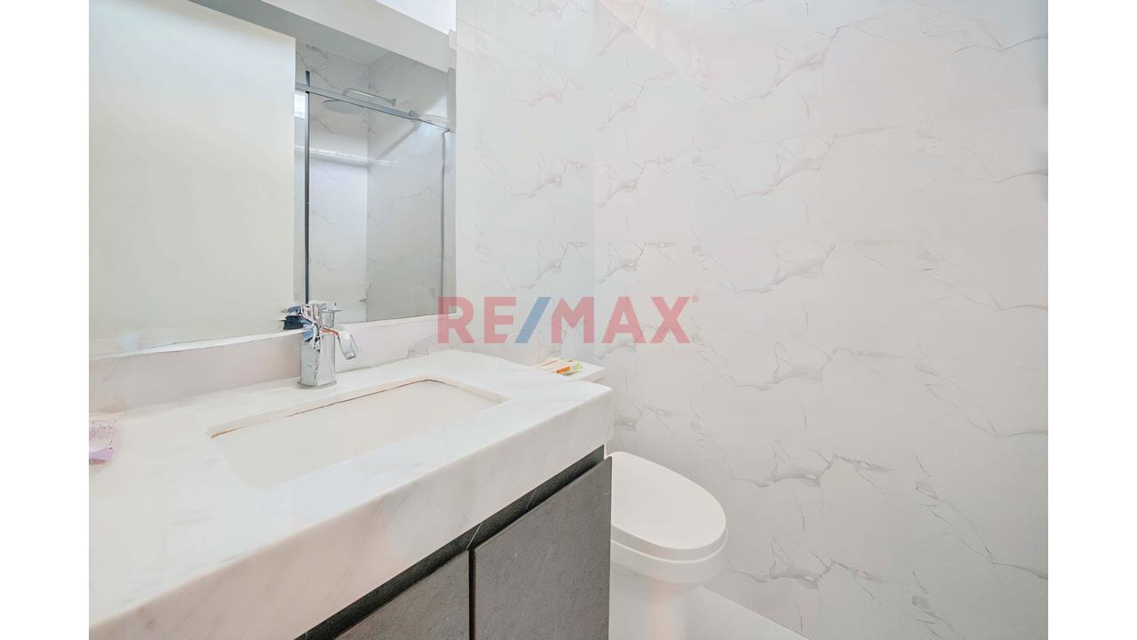 Hermoso Departamento Mas Cochera En Av. General Cordova - Miraflores - 17