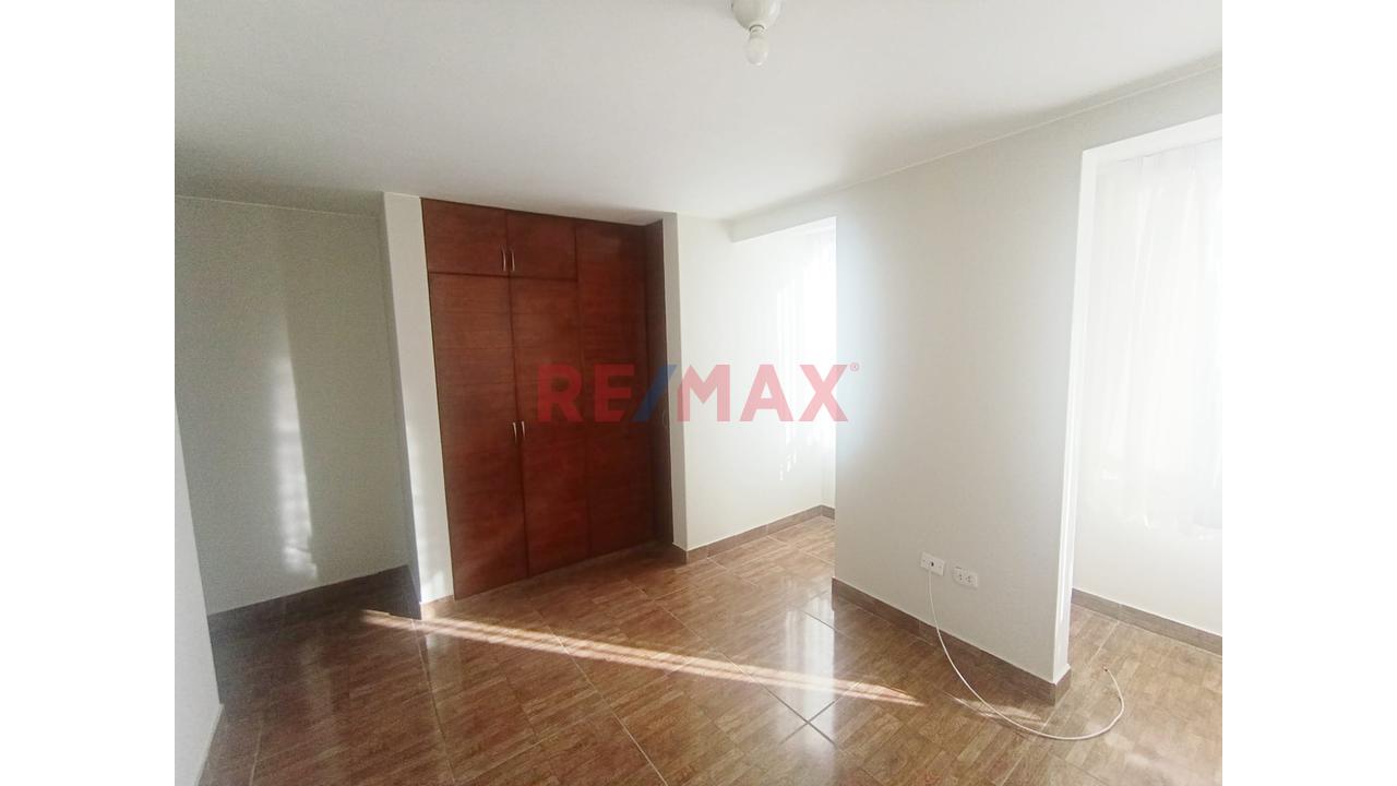 Se Alquila Departamento Urb Villa Don Genaro - 12