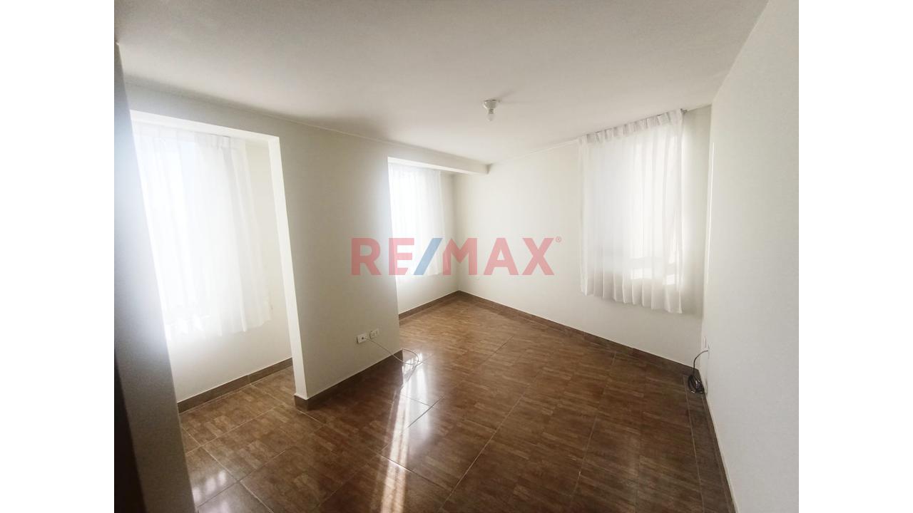 Se Alquila Departamento Urb Villa Don Genaro - 8