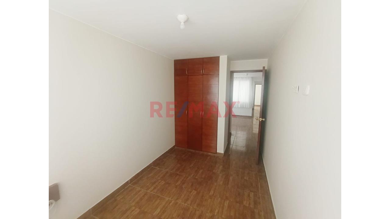 Se Alquila Departamento Urb Villa Don Genaro - 9